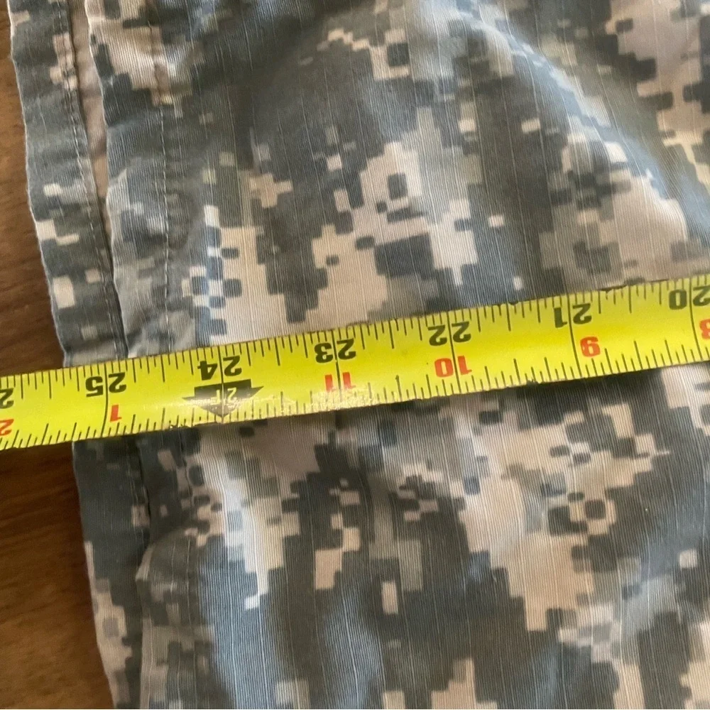 US Army Vintage Digi Camo Combat Jacket small short